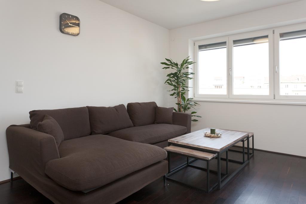 Redstar 1020 Appartement